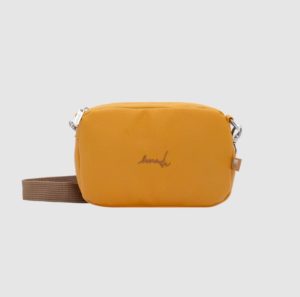 SHOULDER BAG – EMENTA SB – FLUFFY SIGNATURE NAPA – YELLOW